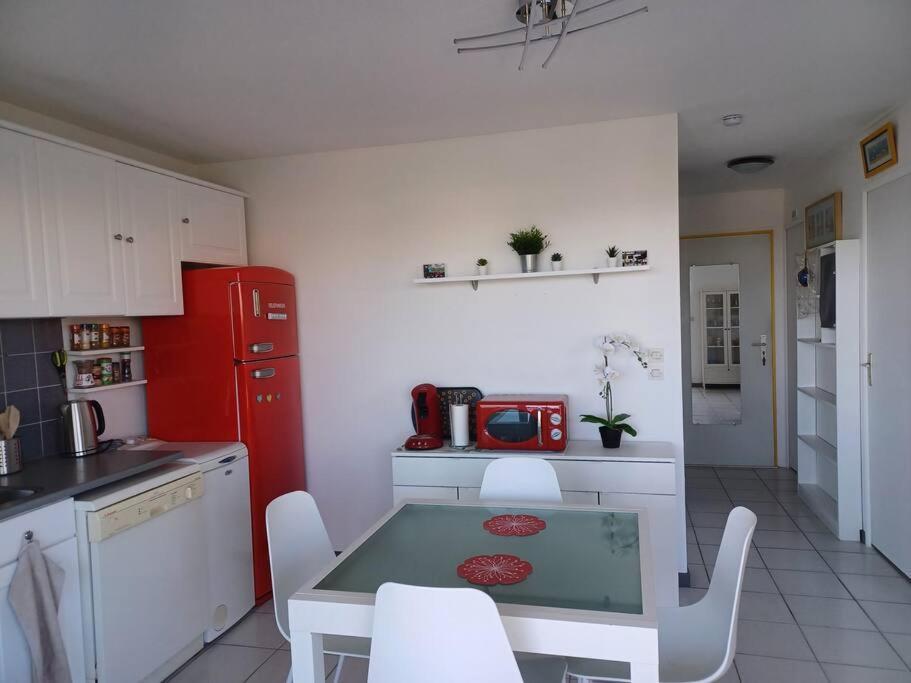 Plain-Pied, Terrasse, Piscine, Pleine Vue Mer, Plage A 6' A Pied, Parking, Wifi Fleury  Exterior photo