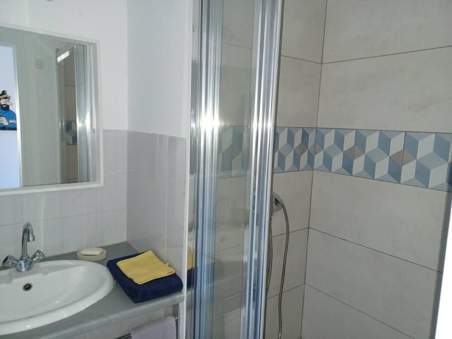 Plain-Pied, Terrasse, Piscine, Pleine Vue Mer, Plage A 6' A Pied, Parking, Wifi Fleury  Exterior photo